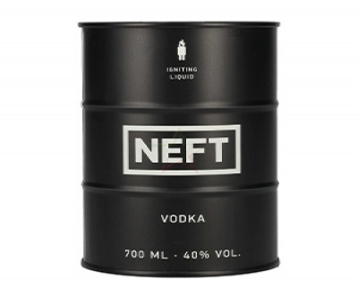Neft Vodka Black 0,7l